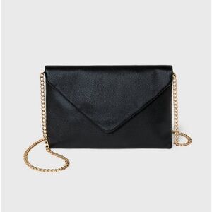 ✨Black envelope clutch✨